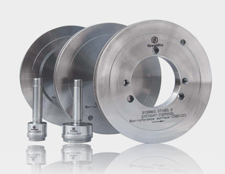 Diamond wheel for automotive glass processing